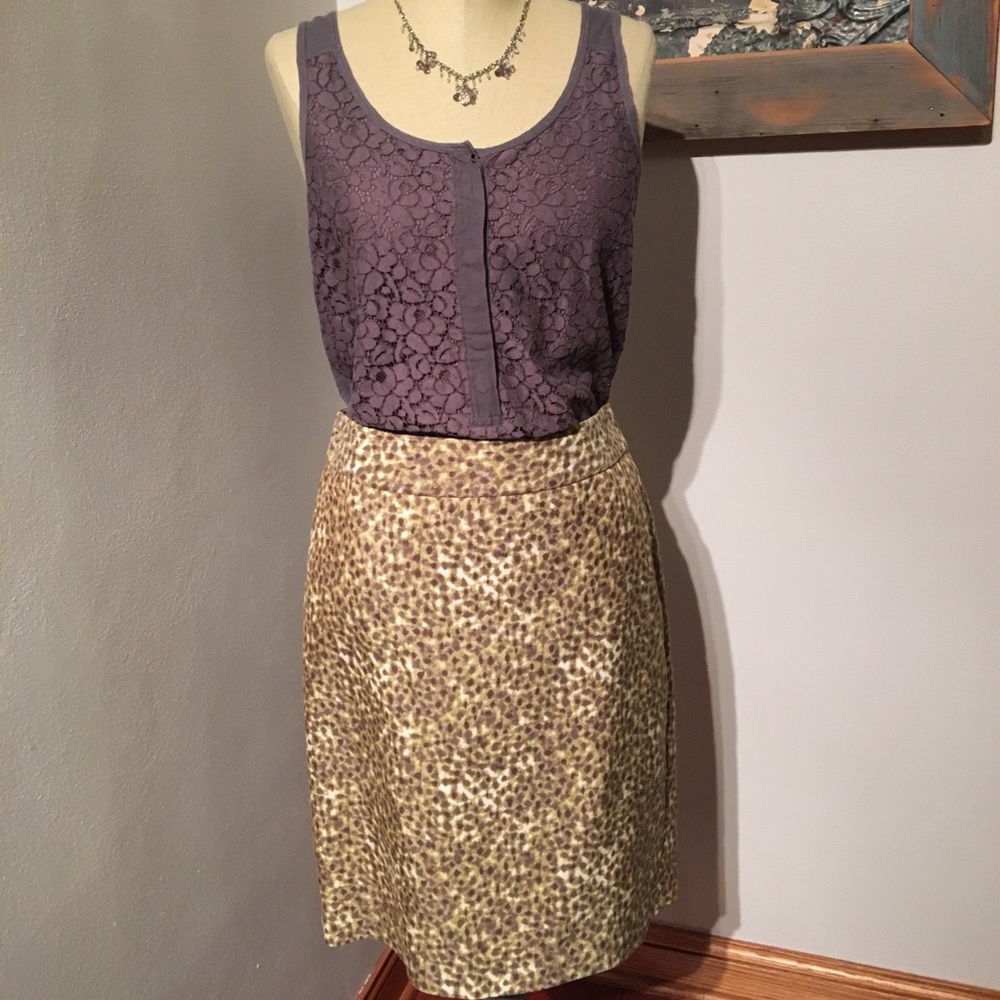LOFT patterned pencil skirt in EUC